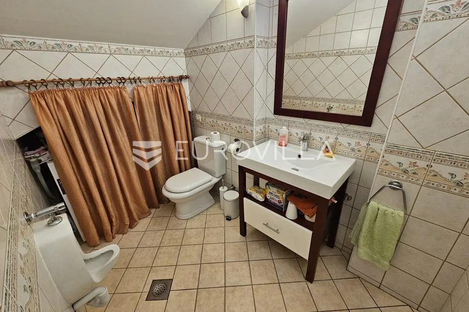 osijek, donji grad, adaptirana kuća s velikim potencijalom, 700 m², plac 947 m² - slika 20