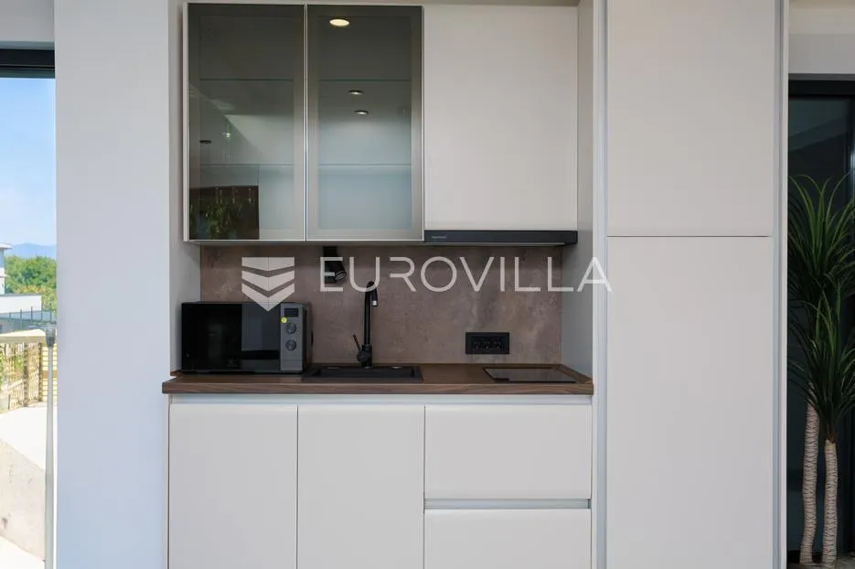 rijeka, kostrena, paveki villa s 2 stana, pomoćnim objektom i bazenom, 279 m² - slika 20