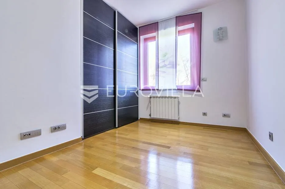 zagreb, srebrnjak, prekrasan trosoban stan s dva garažna mjesta, 102 m² - slika 9