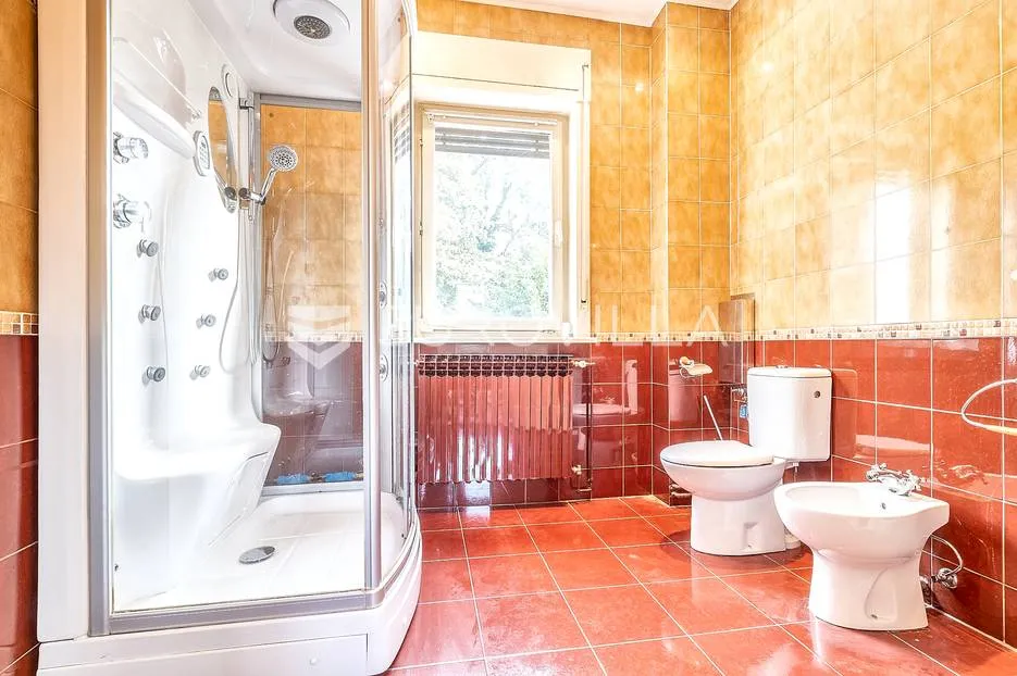 zagreb, ribnjak, uređen četverosoban stan s neto korisnom površinom od 144,2 m² - slika 11