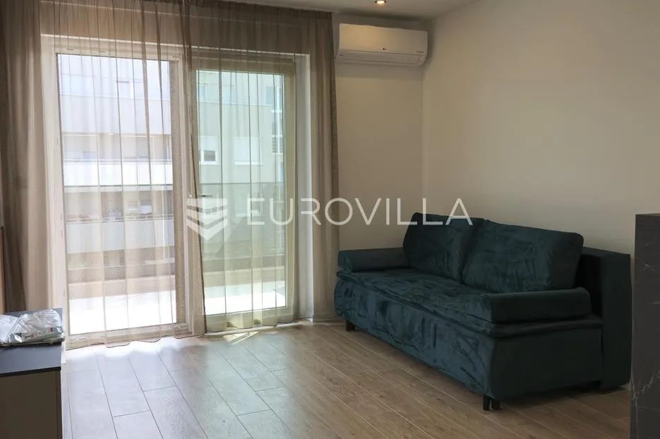 zagreb, savica, predivan dvosoban stan 42 m² garažno parkirno mjesto - slika 3