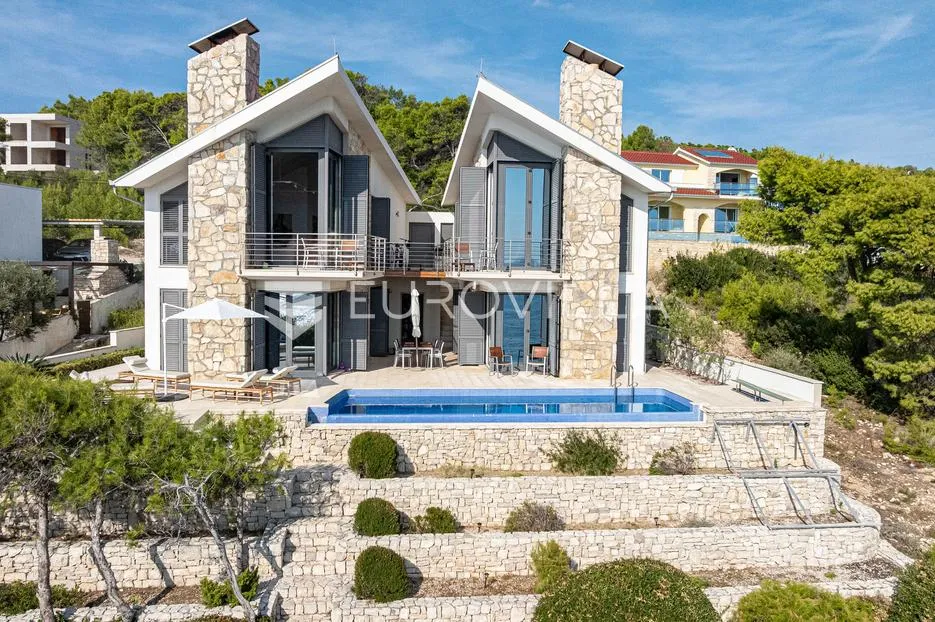 otok korčula, vela luka, villa prvi red uz more - slika 6