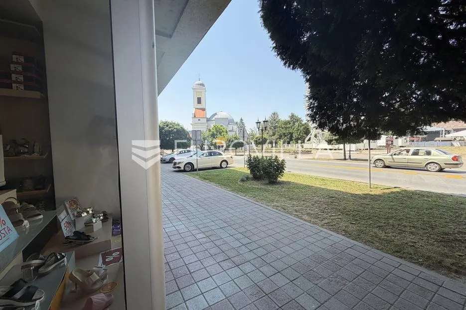 đakovo, strogi centar, poslovni prostor 105 m² - slika 11