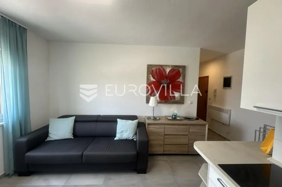 istra, medulin, elegantan i ugodsn stan 37 m², jedna spavaća soba, 500 m od mora - slika 3