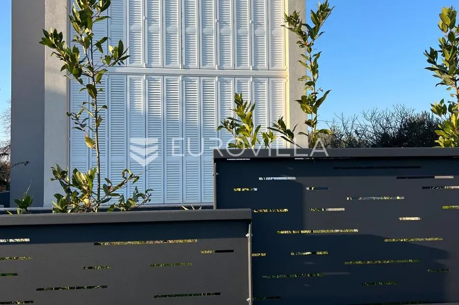 zadar, sukošan, luksuzna vila s liftom i pogledom na more - slika 24