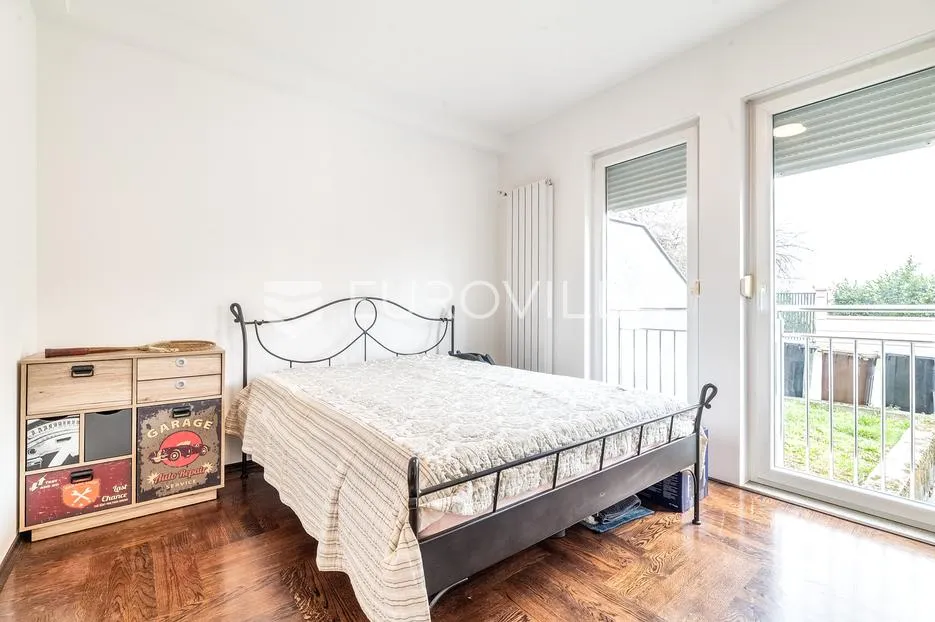zagreb, bukovac, trosoban stan, vrt, terasa plus dva parkirna mjesta 119 m² - slika 5