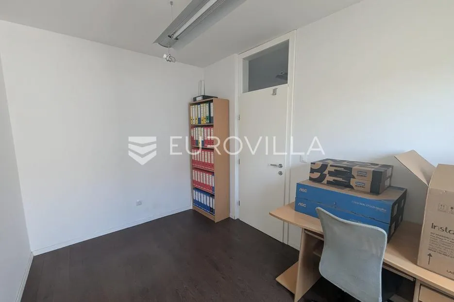 zagreb, odra, poslovni prostor/ured sa spremištem i parkingom, 68 m² - slika 13