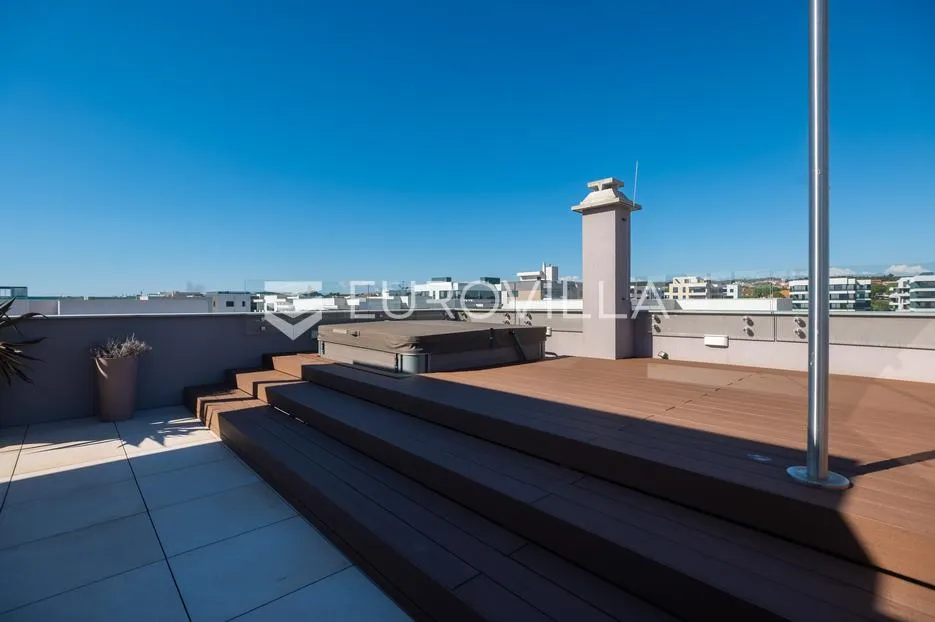 zadar, borik, luksuzan penthouse površine 137,26 m² s terasama na top lokaciji - slika 45