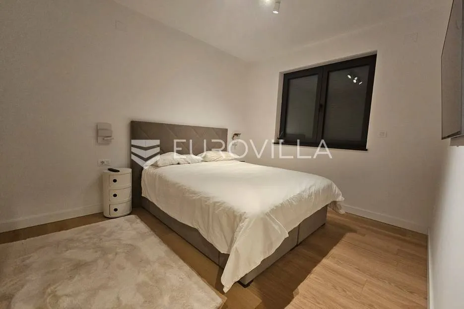 rijeka, costabella, luksuzan trosoban stan 101.39 m² - slika 10