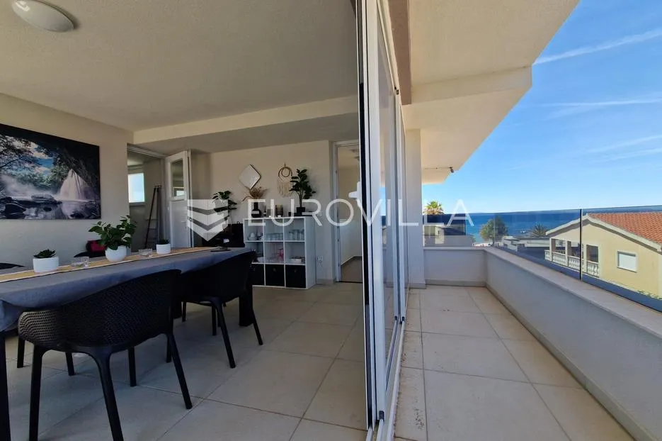vir, dvoetažni apartman 40 m od mora, krovna terasa s panoramskim pogledom na more - slika 10