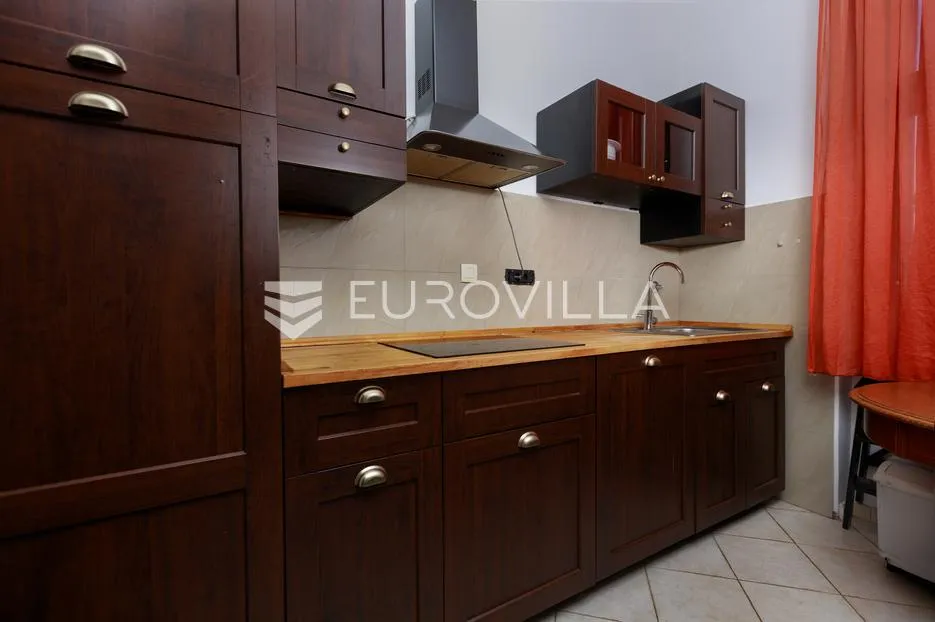 opatija, centar, trosoban stan 90 m², panormaski pogled na more - slika 7