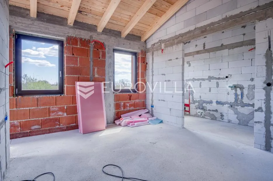 istra, okolica bala, kamena dizajnerska kuća 176 m² s bazenom - slika 22