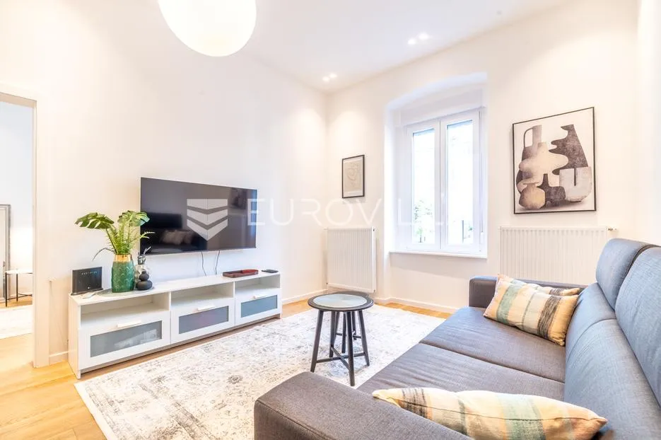 zagreb, centar, predivan novouređen dvosoban stan, 51 m² - slika 2