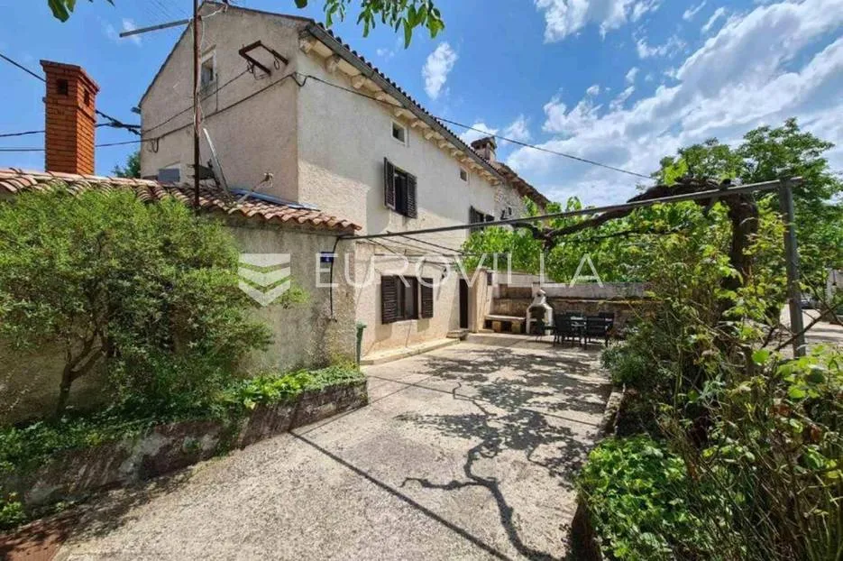 Svetvinčenat, istarska kamena kuća - Foli, Svetvinčenat