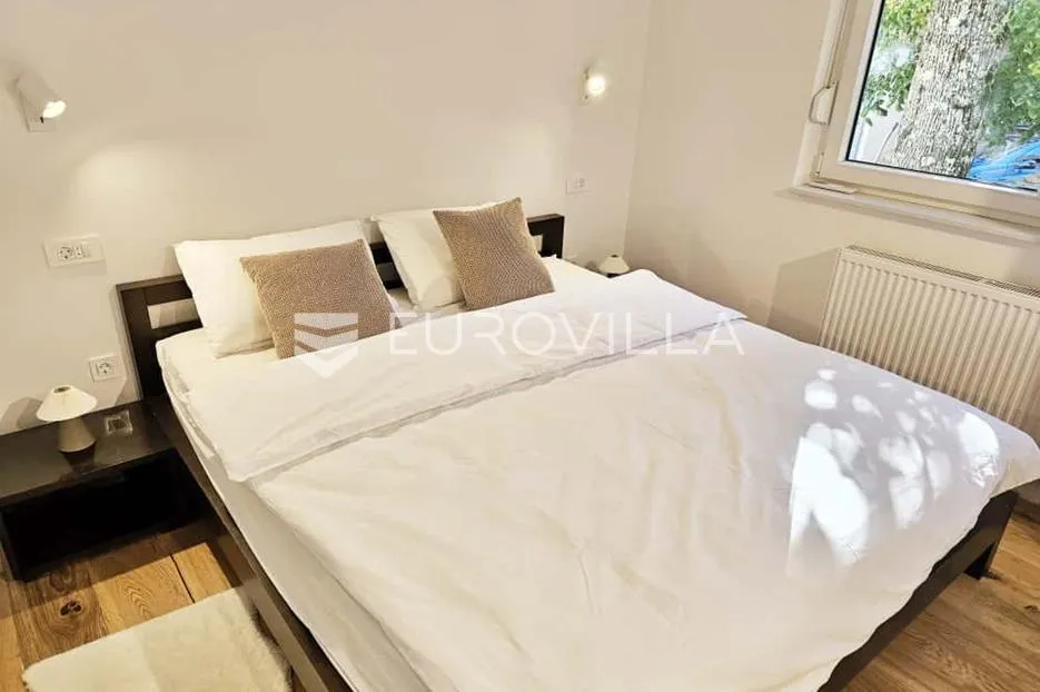 gorski kotar, kupjak, novoizgrađena kuća s grijanim bazenom, na parceli 1600 m² - slika 9
