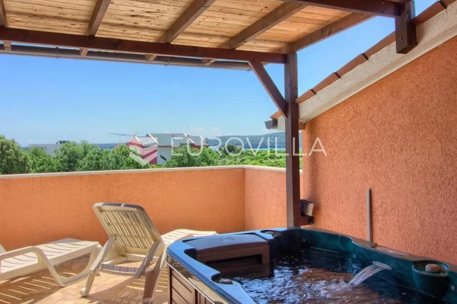 medulin, velika samostojeća kuća 360 m² s bazenom - slika 2