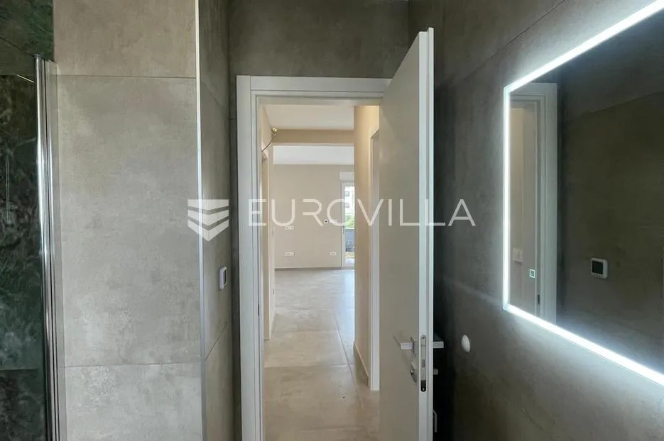 zadar, privlaka, dvosoban stan na prvom katu moderne zgrade s pogledom na more - slika 21