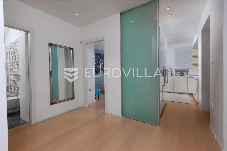 rijeka, donja vežica, peterosobni stan 186 m², dva balkona, parking - slika 6