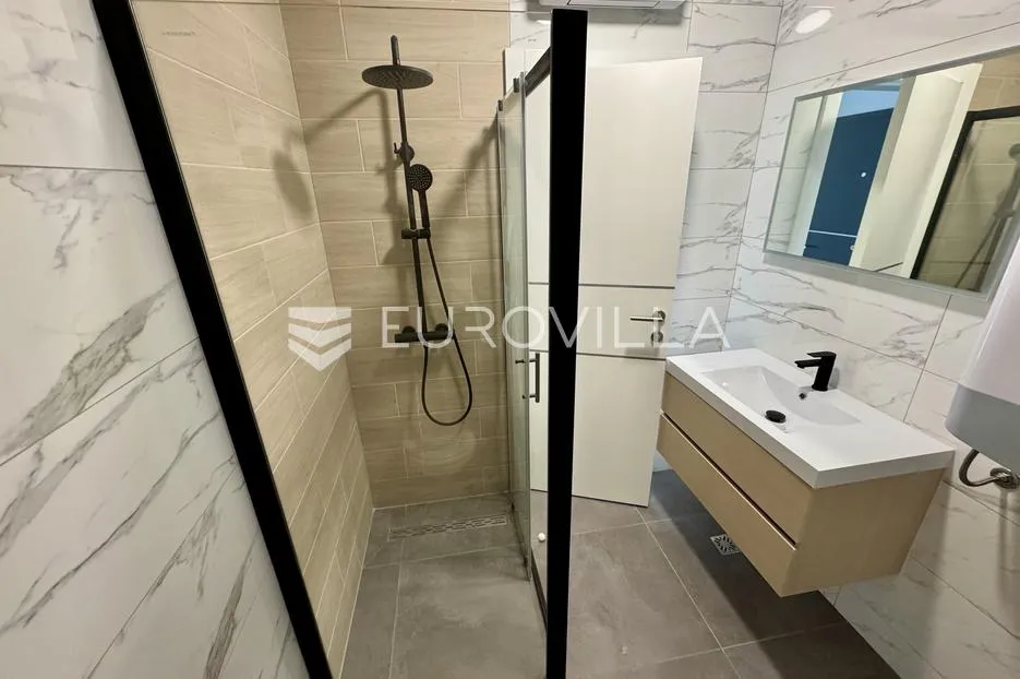 crikvenica, novogradnja, predivan trosoban stan 62,38 m² - slika 8