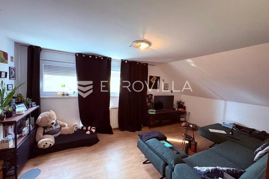 novska, obiteljska kuća 124 m² - slika 12
