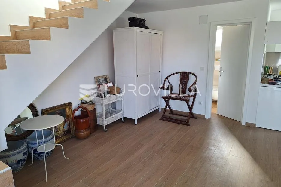 lasinja, kuća 120 m², novouređena, mirna lokacija - slika 4
