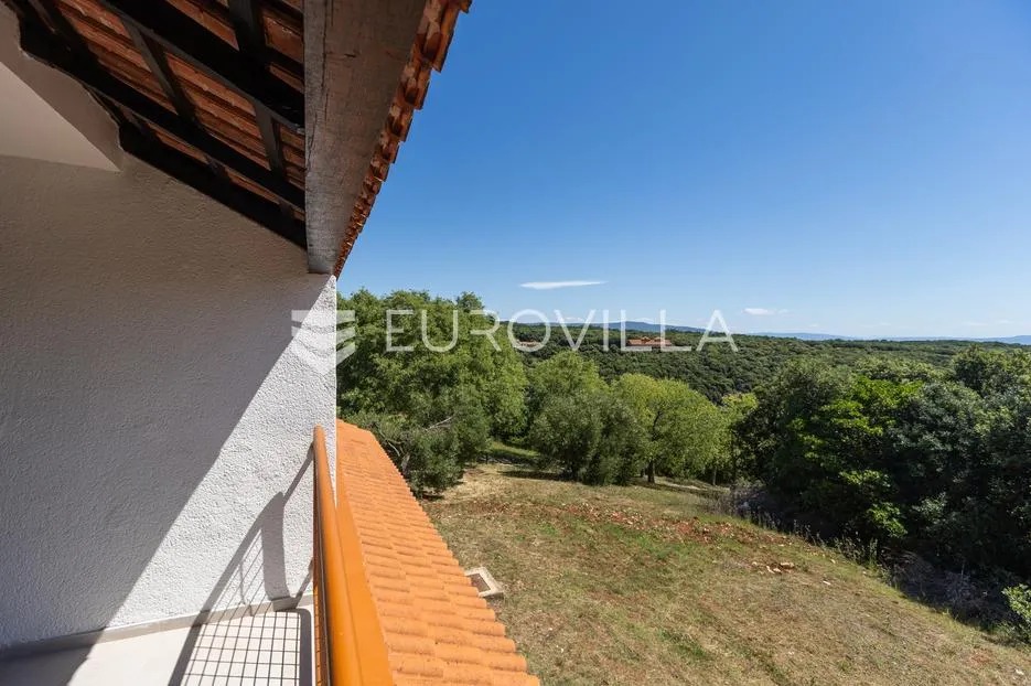 istra, duga uvala, 1. kat, adaptirani apartman u sklopu naselja s pogledom na more,150 m od mora - slika 11