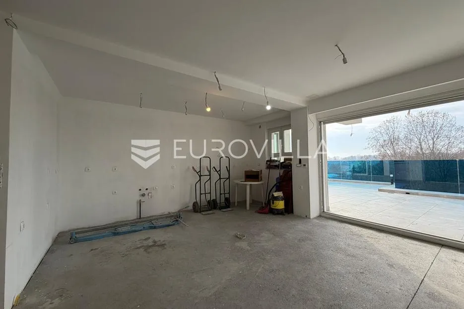 đakovo, strogi centar, penthouse sa spa zonom, novogradnja - slika 2