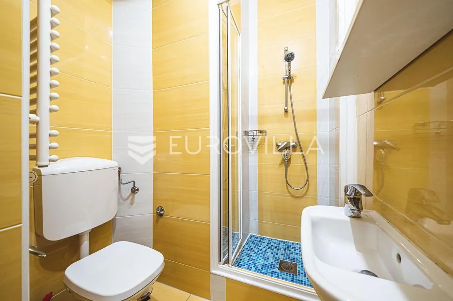 zagreb, maksimir, odličan četverosoban stan 120 m² s garažom - slika 16