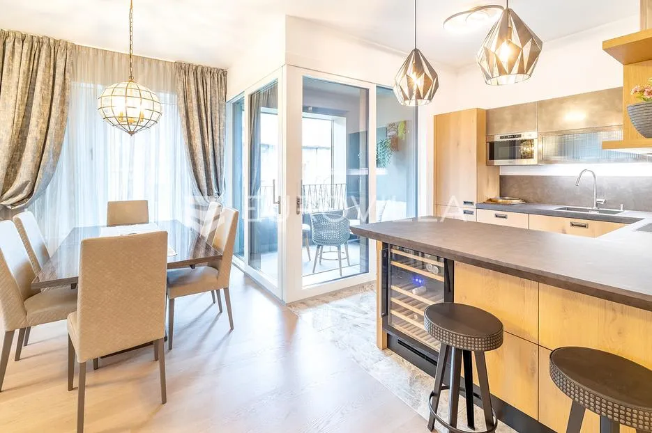 zagreb, bužanova, b blok, luksuzan trosoban stan 119,33 m² - slika 3