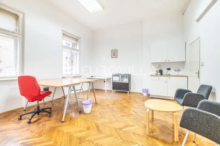 zagreb, gundulićeva, prostran uredski prostor 73 m² - slika 3