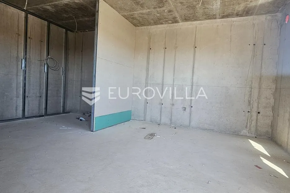 kaštel stari, trosoban stan od 83 m² s vrtom i parkirnim mjestom - slika 9