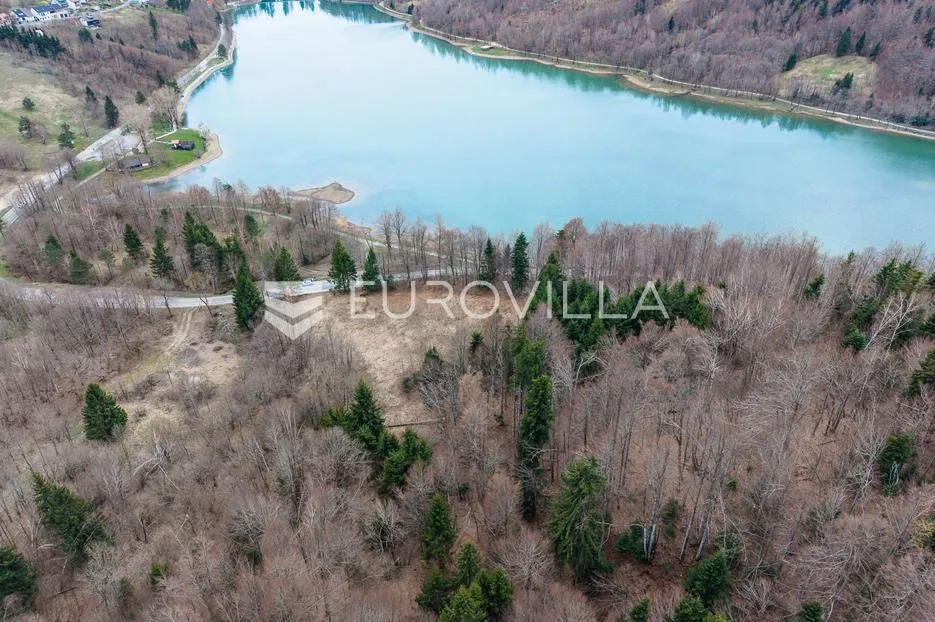 fužine, ekskluzivno zemljište 15.025 m² uz jezero bajer s lokacijskom dozvolom za turističko naselje - slika 8