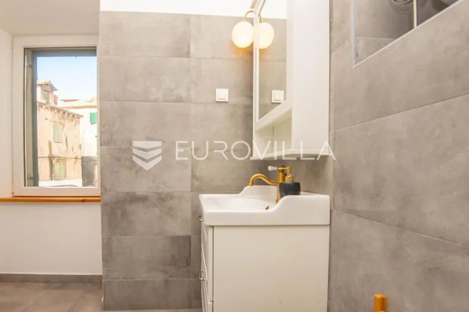 šibenik centar, apartmanska kuća, odlična investicija - slika 14