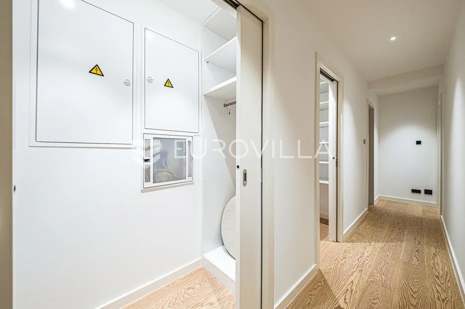zagreb, donji grad, centar, luksuzan peterosoban stan s loggiom, terasom i vrtom 150 m² - slika 7