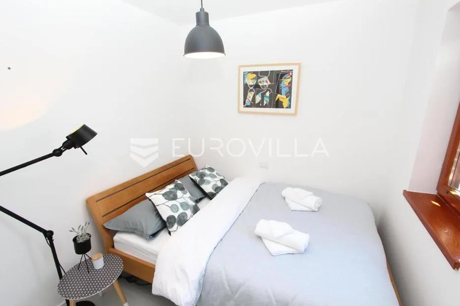 istra, rovinj, renoviran stan 59m2 s dvije spavaće sobe u samom centru grada + tavan - slika 6