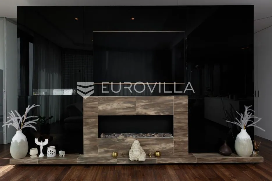 matulji, penthouse peterosobni dvoetažni stan160 m², terasa 130 m² i privatna okućnica 250 m² - slika 10