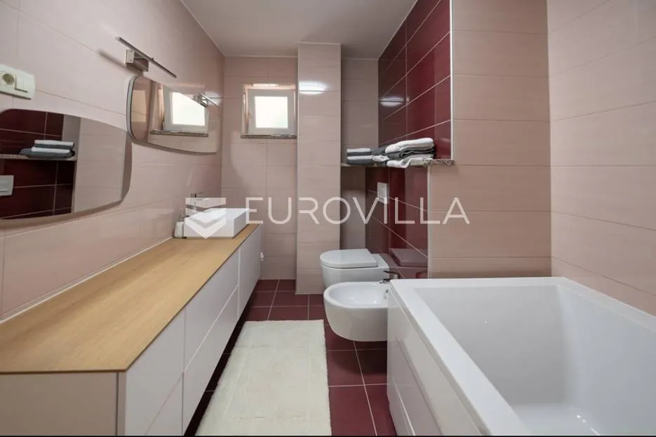 opatija, matulji, predivna moderna villa 400 m2 s bazenom - slika 19