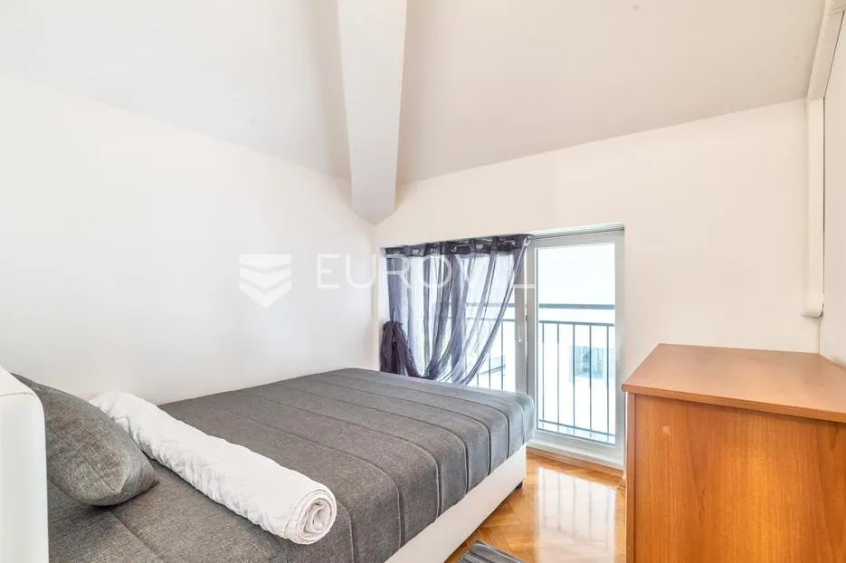 zagreb, vinogradi, dvosoban penthouse 50 m² - slika 3