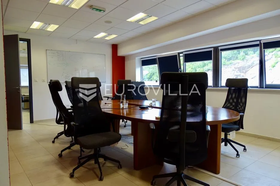 kastav, radna zona žegoti, najam uredskog prostora od 368 m² - slika 5