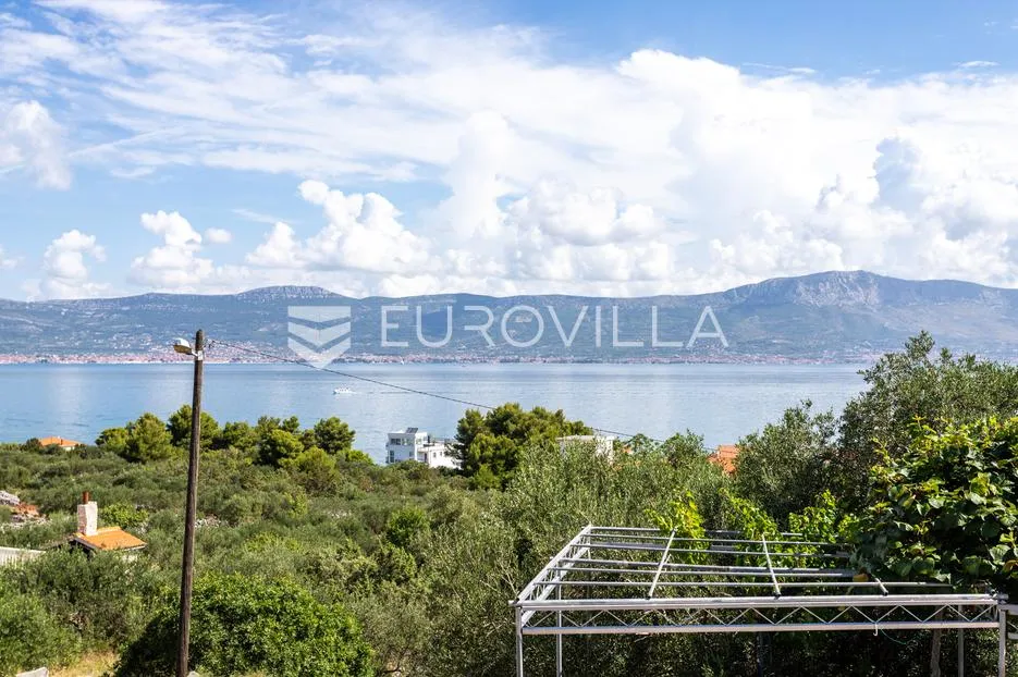 čiovo, lijepa samostojeća kuća s otvorenim pogledom na more - slika 26