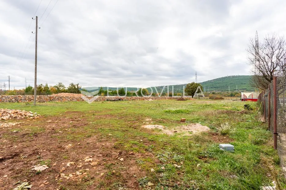 dubrava kod šibenika, uhodani konjički klub na parceli od 20.000,00 m² - slika 12