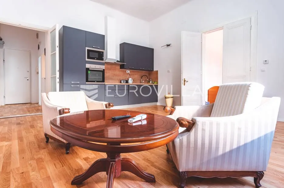 zagreb, centar, dvosoban stan 65 m² - slika 2
