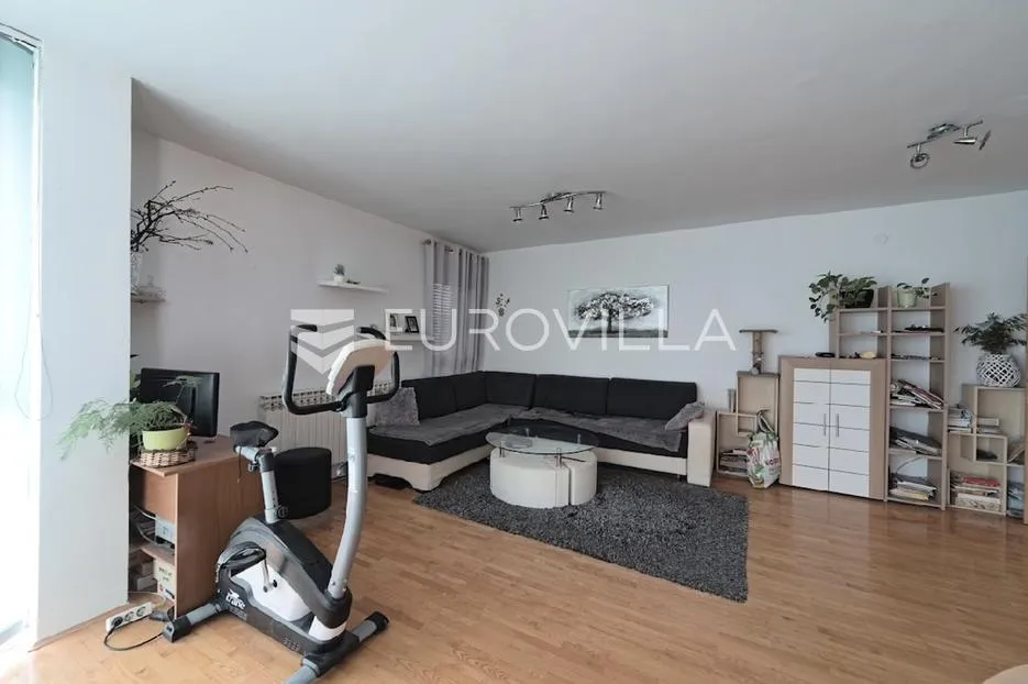 osijek, retfala, prodaje se 3 soban stan površine 92 m², 4. kat - slika 3