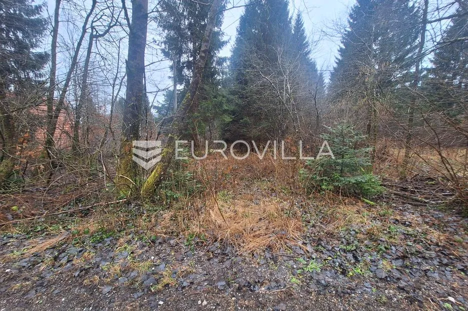 ogulin, jasenak, građevinsko zemljište 1507 m², odlična lokacija - slika 4