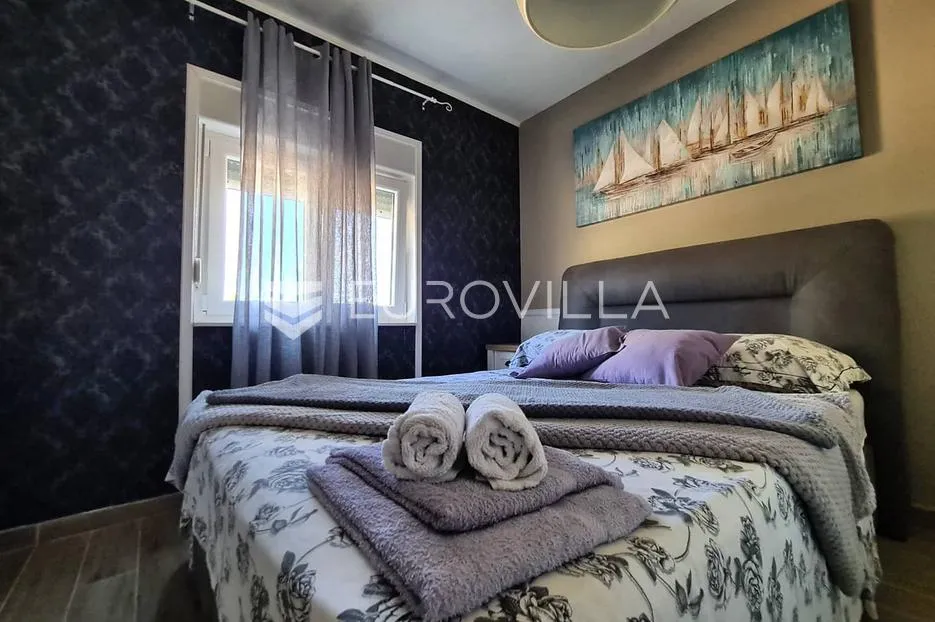 zadar, privlaka, moderna kuća sa tri apartmana u blizini mora - slika 37