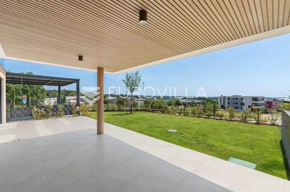 istra, novigrad, stan s 2 spavaće sobe s vrtom u prizemlju 122 m² 2 parkirna mjesta - slika 8