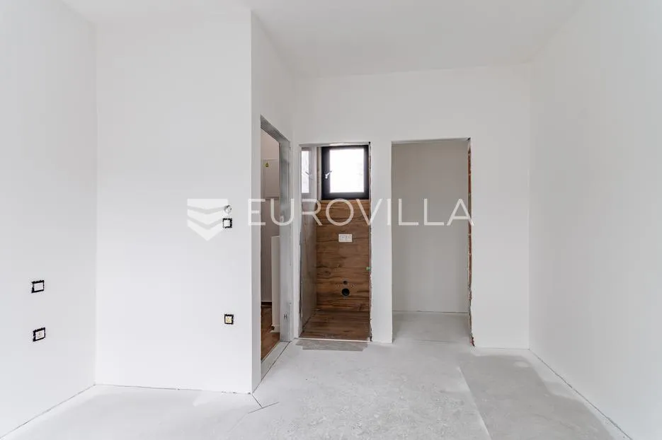 varaždin, centar četverosoban stan površine 138,70 m² - slika 6