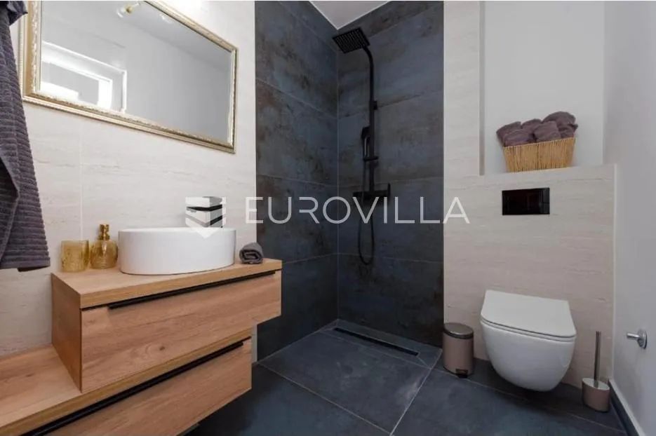 zadar, privlaka luksuzna dizajnerska vila s bazenom neto korisne površine 134,83 m² - slika 9