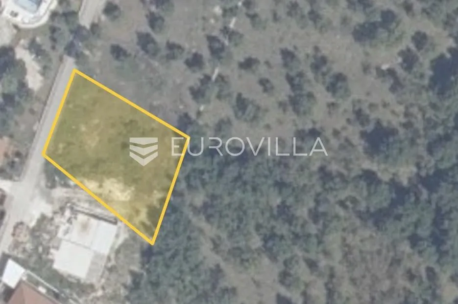 vodnjan, građevinska parcela 1230 m2 s pravomoćnom građevinskom dozvolom - slika 3