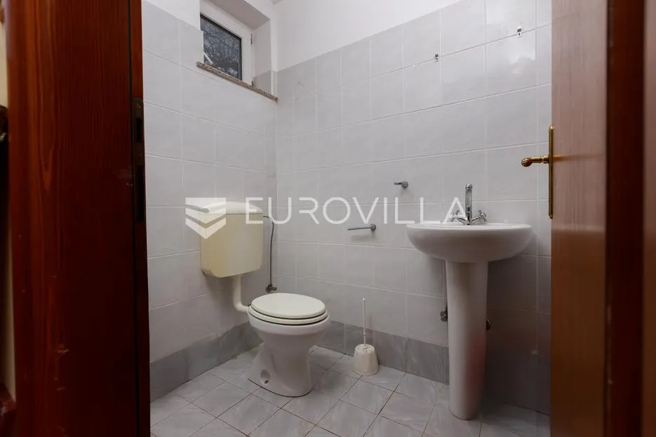 kostrena, glavani, peterosobni stan površine 125 m², pogled - slika 14